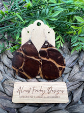 Load image into Gallery viewer, Genuine Leather Earrings - Teardrop Earrings - Brown - Cut Out - Teardrop - Animal Print - Giraffe Design