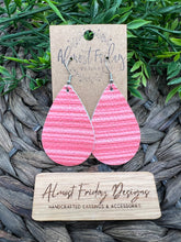 Load image into Gallery viewer, Genuine Leather Earrings - Lines - Stripes - Teardrop Earrings - Coral - Statement Earrings - Summer Earrings