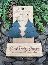 Load image into Gallery viewer, Genuine Leather Earrings - Green - Christmas Tree - Star - Christmas Tree Earrings - Embossed - Statement Earrings