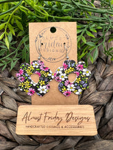 Load image into Gallery viewer, Genuine Leather Earrings - Modern Flower - Daisies - Floral - Yellow - Green - Pink - Purple - Flowers - White - Summer Earrings - Statement Earrings - Spring - Floral