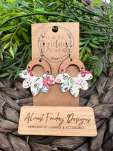 Load image into Gallery viewer, Genuine Leather Earrings - Petal - Scallop - Cream - Green - Pink - Red - Blue - Daisies - Flower - Statement Earrings - Arch Connector - Wood and Leather Earrings