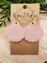 Load image into Gallery viewer, Genuine Leather Earrings - Seashell - Shell Earrings - Pink - Suede - Statement Earrings - Fringe - Summer Earrings