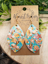 Load image into Gallery viewer, Genuine Leather Earrings - Seashell - Leaf Cut - Beach Design - Statement Earrings - Summer Earrings