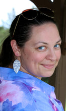 Load image into Gallery viewer, Genuine Leather Earrings - Mauve - White - Leaf Cut - Pinched Leaf - Cut Out - Statement Earrings - Boho
