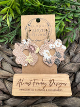 Load image into Gallery viewer, Genuine Leather Earrings - Spring Flowers - Modern Flower - Floral - Brown - White - Daisy - Black - Spring - Summer - Statement Earrings