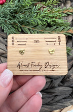 Load image into Gallery viewer, Gold Earrings - Valentine's Day Earrings - Hammered Studs - Mini Studs - Studs - Heart - 18 Karat - Metal - Gold - Statement Earrings - Stud Earrings