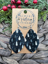 Load image into Gallery viewer, Genuine Leather Earrings - Leaf Cut - Christmas Tree - Christmas Tree Earrings - Black - White - Christmas Earrings - Statement Earrings