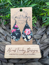 Load image into Gallery viewer, Genuine Leather Earrings - Teardrop - Foral - Flowers - Floral Print - Spring - Summer - Statement Earrings
