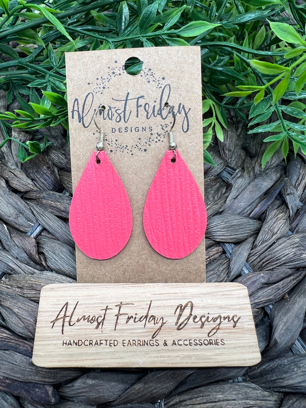 Genuine Leather Earrings - Lines - Stripes - Teardrop Earrings - Coral - Statement Earrings - Summer Earrings