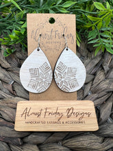 Load image into Gallery viewer, Wood Earrings - Dangle Earrings - Hand Painted - Snowflake - White Wash - Distressed - Winter Earrings - Teardrop - Statement Earrings - Engraved
