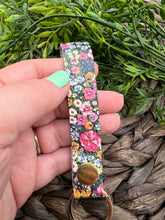 Load image into Gallery viewer, Genuine Leather Key Chain Wristlet - Genuine Leather Accessories - Key Wristlet - Key Chain - Flowers - Spring Flowers - Floral
