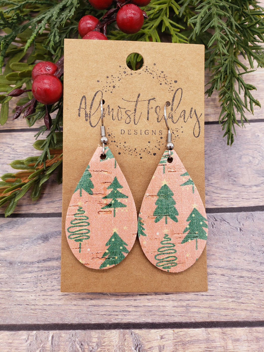 Genuine Leather Earrings - Christmas Trees - Christmas Earrings - Winter - Teardrop - Vintage