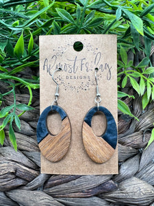 Wood Earrings - Oval - Resin - Statement Earrings - Black - Pearlescent - Walnut