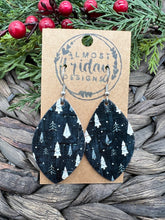 Load image into Gallery viewer, Genuine Leather Earrings - Leaf Cut - Christmas Tree - Christmas Tree Earrings - Black - White - Christmas Earrings - Statement Earrings
