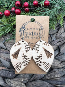 Wood Earrings - Dangle Earrings - Christmas Trees - Winter Earrings - Teardrop - Statement Earrings - Engraved
