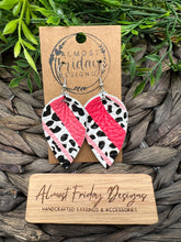 Load image into Gallery viewer, Genuine Leather Earrings - Pinched Leaf - Pink - White - Black - Valentine&#39;s Day - Animal Print - Leopard Leather - Heart Earrings

