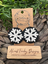 Load image into Gallery viewer, Genuine Leather Earrings - Snowflakes - Black - White - Winter Earrings - Glitter - 3D - Round
